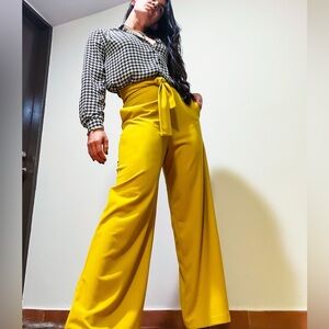 Chic Yellow Wide-Leg Pants